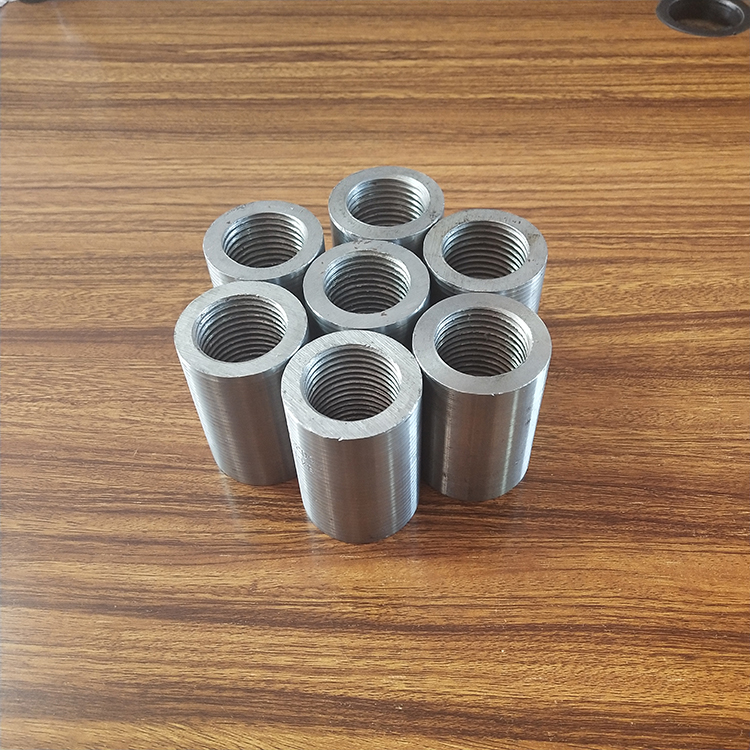 钢筋连接套筒.jpg 钢筋连接套筒.jpg